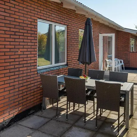 Stunning In With Wifi And 5 Bedrooms