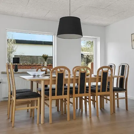 Stunning In With Wifi And 5 Bedrooms Ferienhaus Thisted