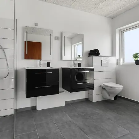Stunning In With Wifi And 5 Bedrooms Ferienhaus Thisted